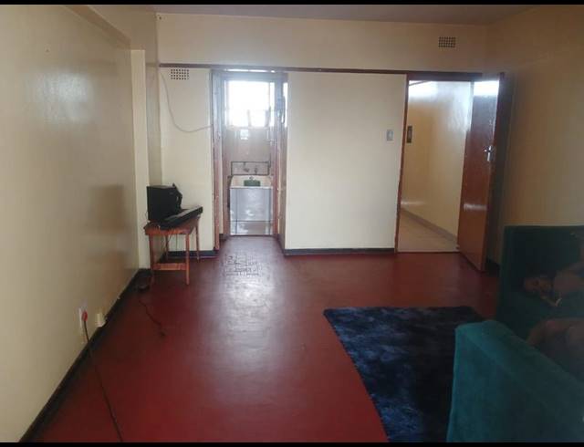 1 BEDROOM APARTMENT FOR SALE IN HILLBROW